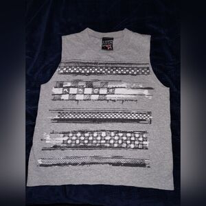 Boys Gray Grafic Top Heavey Muscle Tank Size